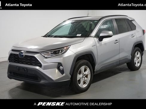 Used 2019 Toyota RAV4 XLE image 1