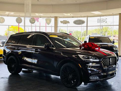 Used 2023 Lincoln Aviator Black Label w/ Dynamic Handling Package AWD/4WD image 1