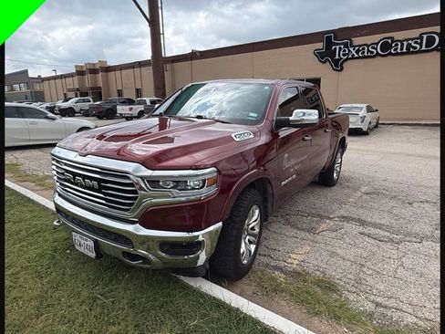 Used 2019 RAM 1500 Limited RWD image 2
