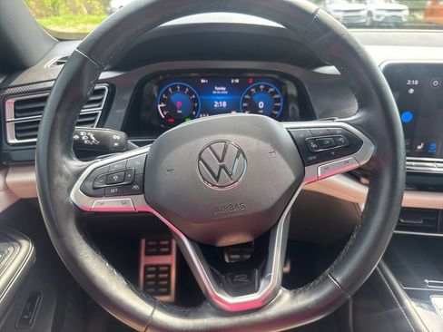 Used 2024 Volkswagen Atlas Cross Sport SEL Premium R-Line AWD/4WD image 30