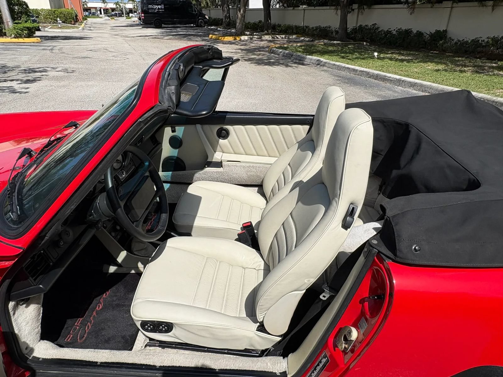 Used 1988 Porsche 911 Carrera RWD image 15