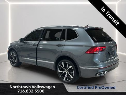 Used 2024 Volkswagen Tiguan SEL R-Line AWD/4WD image 3