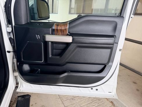 Used 2020 Ford F150 Lariat w/ Equipment Group 502A Luxury AWD/4WD image 36