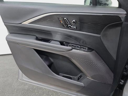 Certified 2024 Cadillac Lyriq Luxury image 24