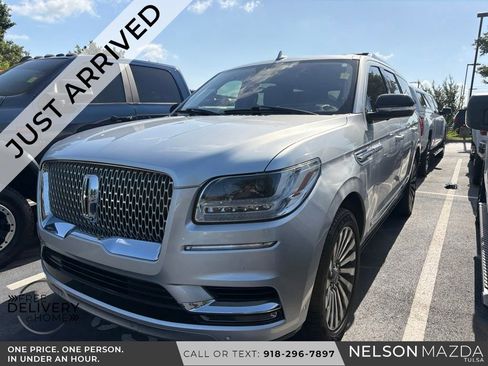 Used 2019 Lincoln Navigator Reserve w/ Cargo Package AWD/4WD image 1