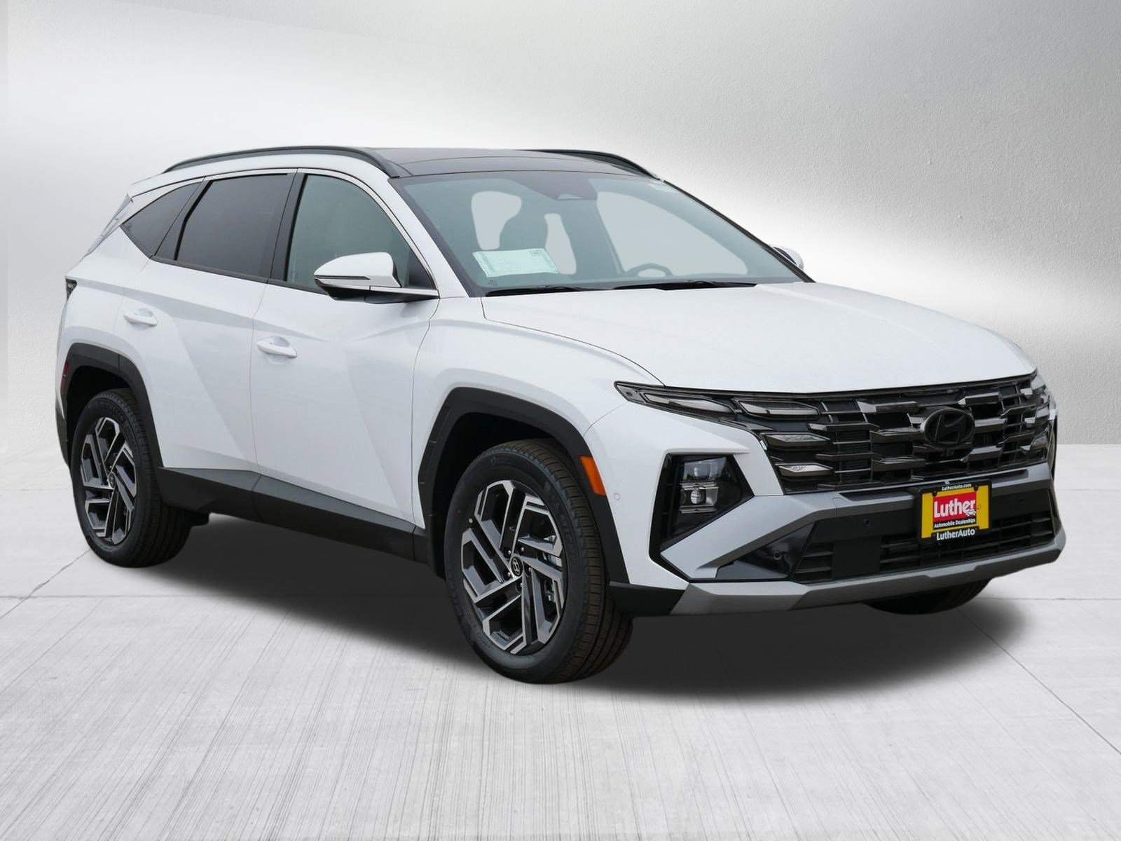 New 2026 Hyundai Tucson Limited AWD/4WD image 1