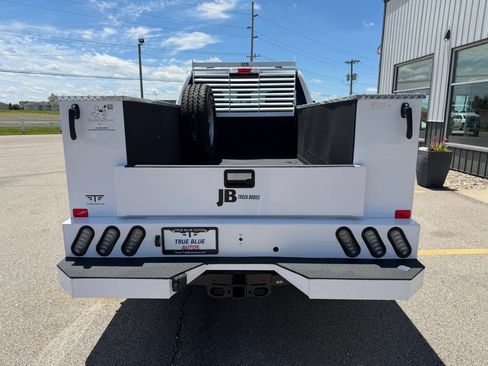 Used 2025 Ford F350 XLT AWD/4WD image 5