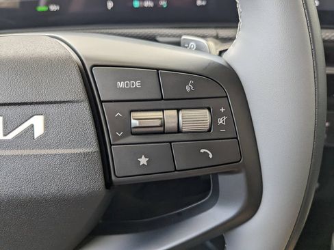 New 2025 Kia EV6 Wind RWD image 32