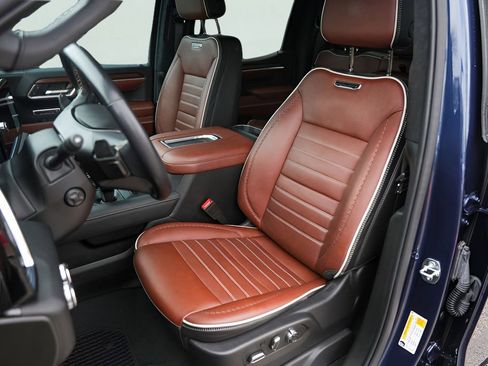 Used 2022 GMC Sierra 1500 Denali Ultimate image 9