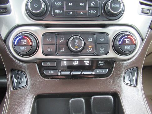 Used 2016 Chevrolet Tahoe LT image 24