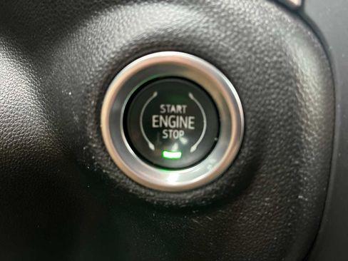 Certified 2023 Chevrolet Silverado 1500 Custom image 16