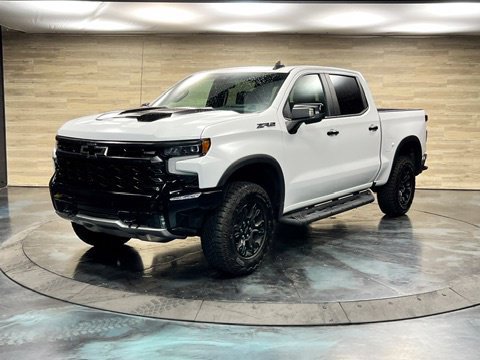 Used 2025 Chevrolet Silverado 1500 ZR2 w/ Technology Package AWD/4WD image 5