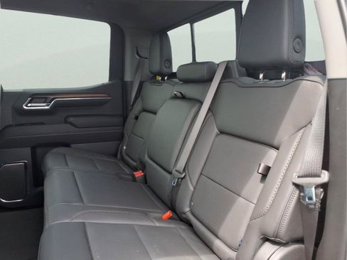 Used 2024 GMC Sierra 1500 Denali w/ Technology Package AWD/4WD image 13