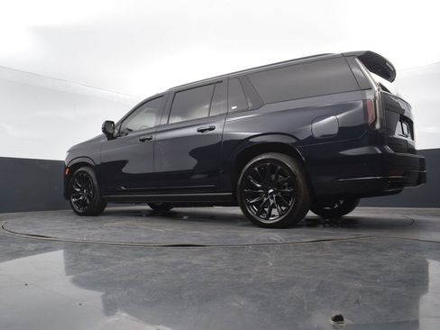 Certified 2023 Cadillac Escalade ESV Sport Platinum w/ LPO, ONYX Package image 54