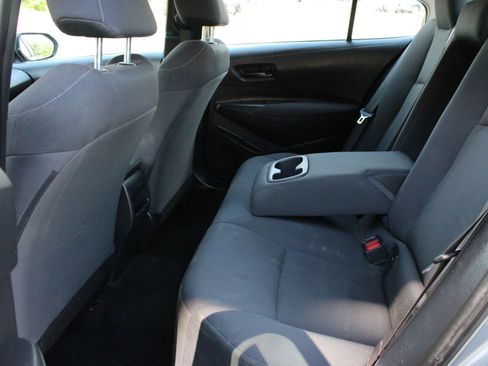Used 2022 Toyota Corolla LE FWD image 18