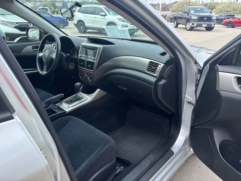 Used 2010 Subaru Impreza 2.5i image 20