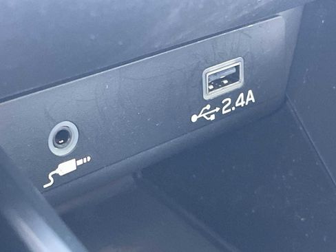 Used 2024 Subaru Outback AWD/4WD image 21