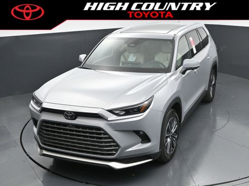 New 2026 Toyota Grand Highlander AWD Hybrid image 28