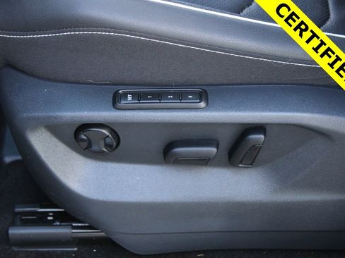 Certified 2023 Volkswagen Tiguan SEL R-Line image 11