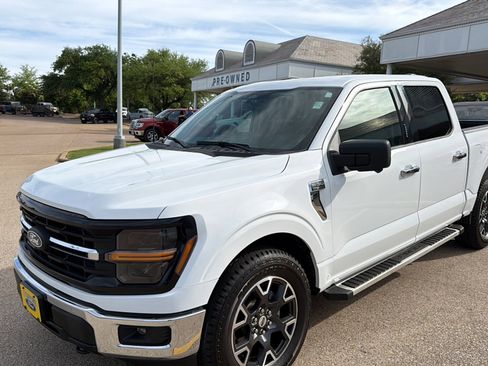 Used 2024 Ford F150 XLT w/ Tow/Haul Package image 4