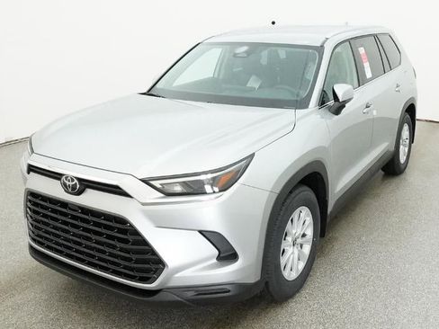 New 2026 Toyota Grand Highlander XLE image 16