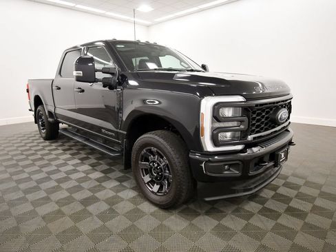 Used 2024 Ford F250 Lariat w/ Sport Appearance Package AWD/4WD image 10