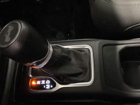 Used 2020 Jeep Wrangler Unlimited Sport AWD/4WD image 18