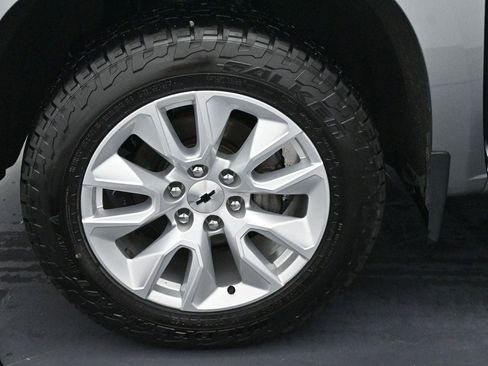 Used 2021 Chevrolet Silverado 1500 Custom AWD/4WD image 35