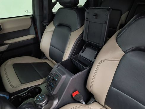Used 2023 Ford Bronco Wildtrak AWD/4WD image 28