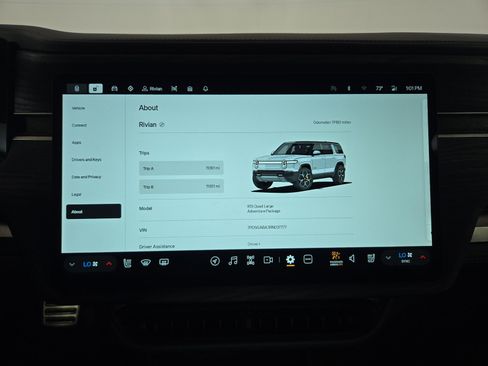 Used 2024 Rivian R1S Adventure AWD/4WD image 29