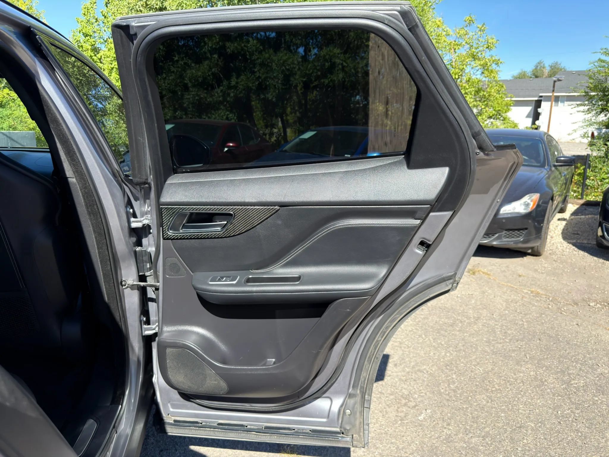 Used 2020 Jaguar F-PACE SVR AWD/4WD image 16