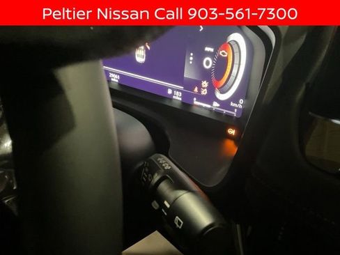 Certified 2025 Nissan Rogue Platinum FWD image 5