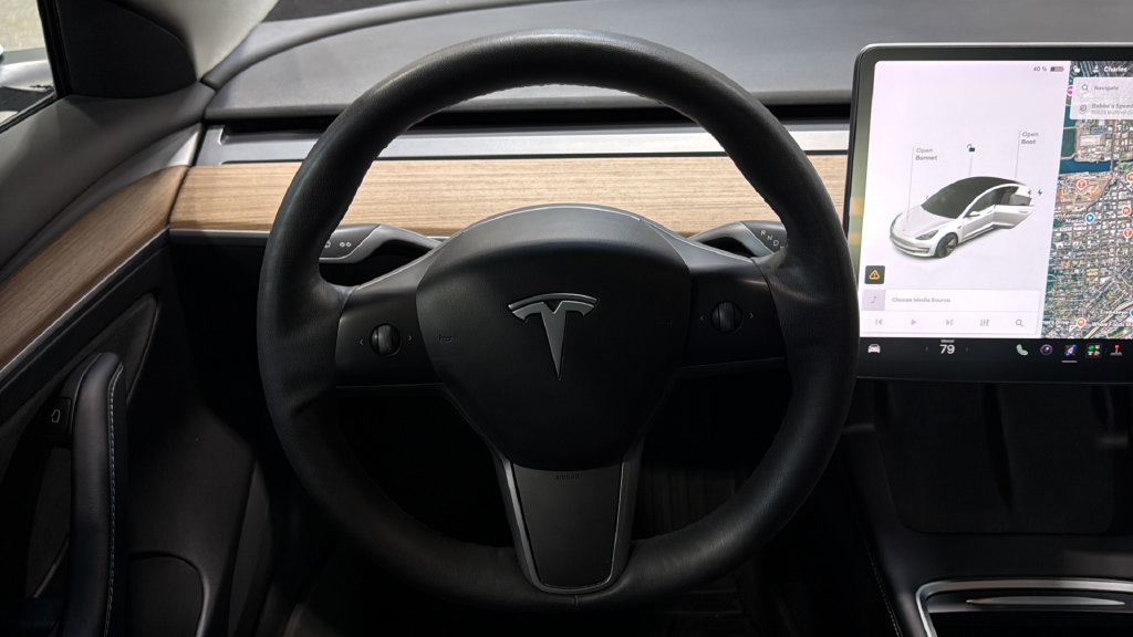 Used 2021 Tesla Model 3 Standard Range Plus RWD image 21