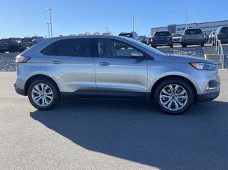 Used 2023 Ford Edge Titanium video 2