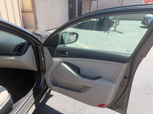Used 2013 Kia Optima LX FWD image 18
