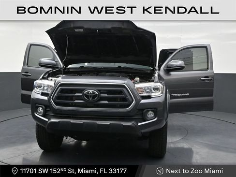 Used 2022 Toyota Tacoma SR5 image 33