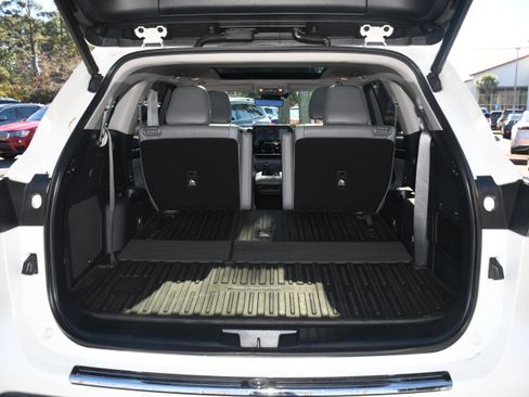 Used 2021 Toyota Highlander Platinum image 20