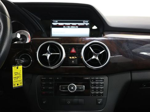 Used 2015 Mercedes-Benz GLK 250 BlueTEC 4MATIC image 19