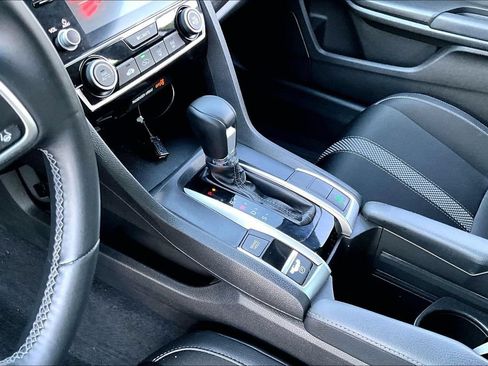 Used 2021 Honda Civic Sport image 12