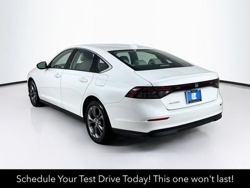 Used 2023 Honda Accord EX image 6