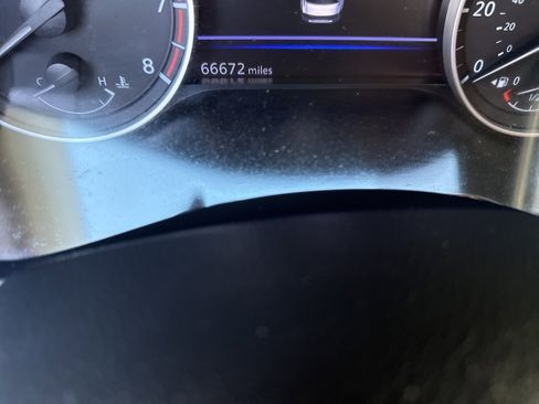 Used 2020 Nissan Altima 2.5 SR w/ Premium Package image 10