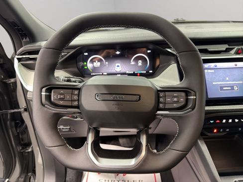 New 2026 Jeep Cherokee Laredo AWD/4WD image 24