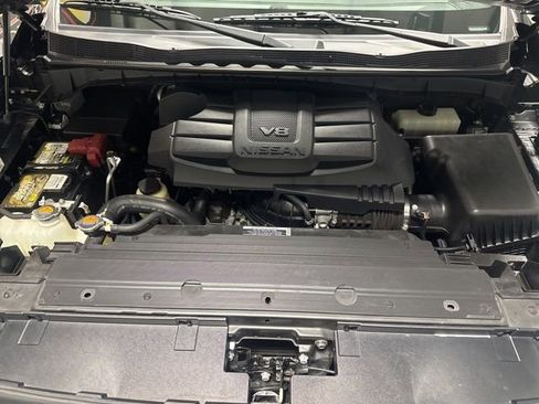 Used 2021 Nissan Titan PRO-4X w/ Pro-4x Convenience Package image 32