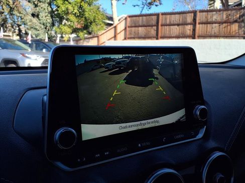 Used 2022 Nissan Sentra SV image 8