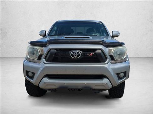Used 2015 Toyota Tacoma PreRunner w/ TRD Sport Package RWD image 2
