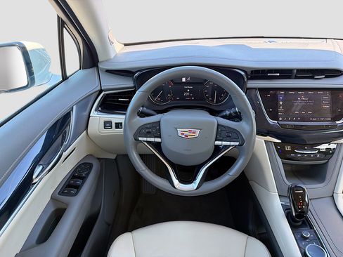 Used 2024 Cadillac XT6 Premium Luxury w/ LPO, Floor Liner Package image 18