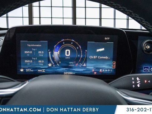 Used 2025 Chevrolet Traverse Z71 AWD/4WD image 6