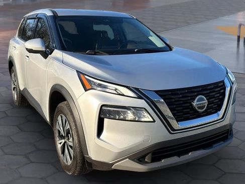Used 2021 Nissan Rogue SV FWD image 17