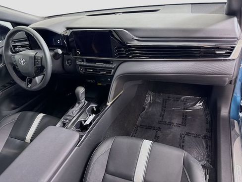 Used 2026 Toyota Camry SE w/ Convenience Package FWD image 27