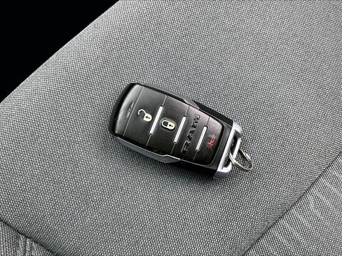 Used 2021 RAM 1500 Big Horn AWD/4WD image 28